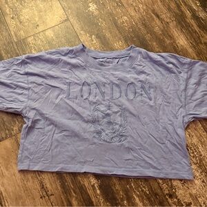 American Eagle Cropped Graphic Tee